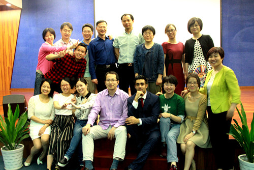 第一期学员合影.jpg 第一期学员合影.jpg